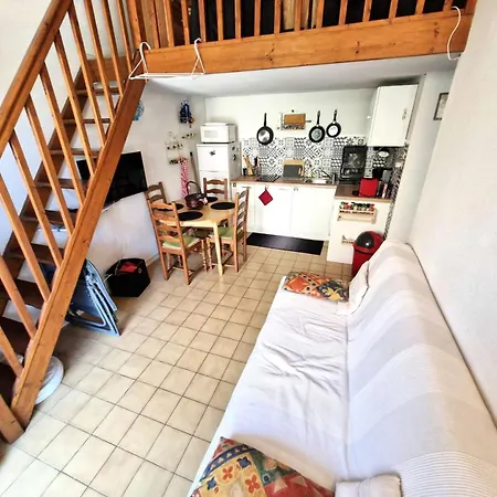 Grande Bleue - T2 Mezzanine 6 Couchages Port Mae-7491 *